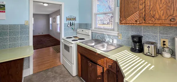 $49,000 | 1006 1st Avenue, Westbrook, MN 56183