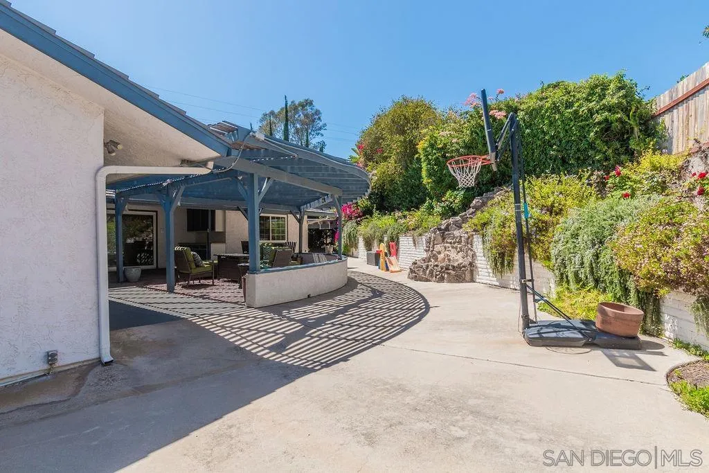 10750 Anaheim Drive La Mesa, CA 91941 - Photo 29 of 34 a view of a house with porch and sitting area