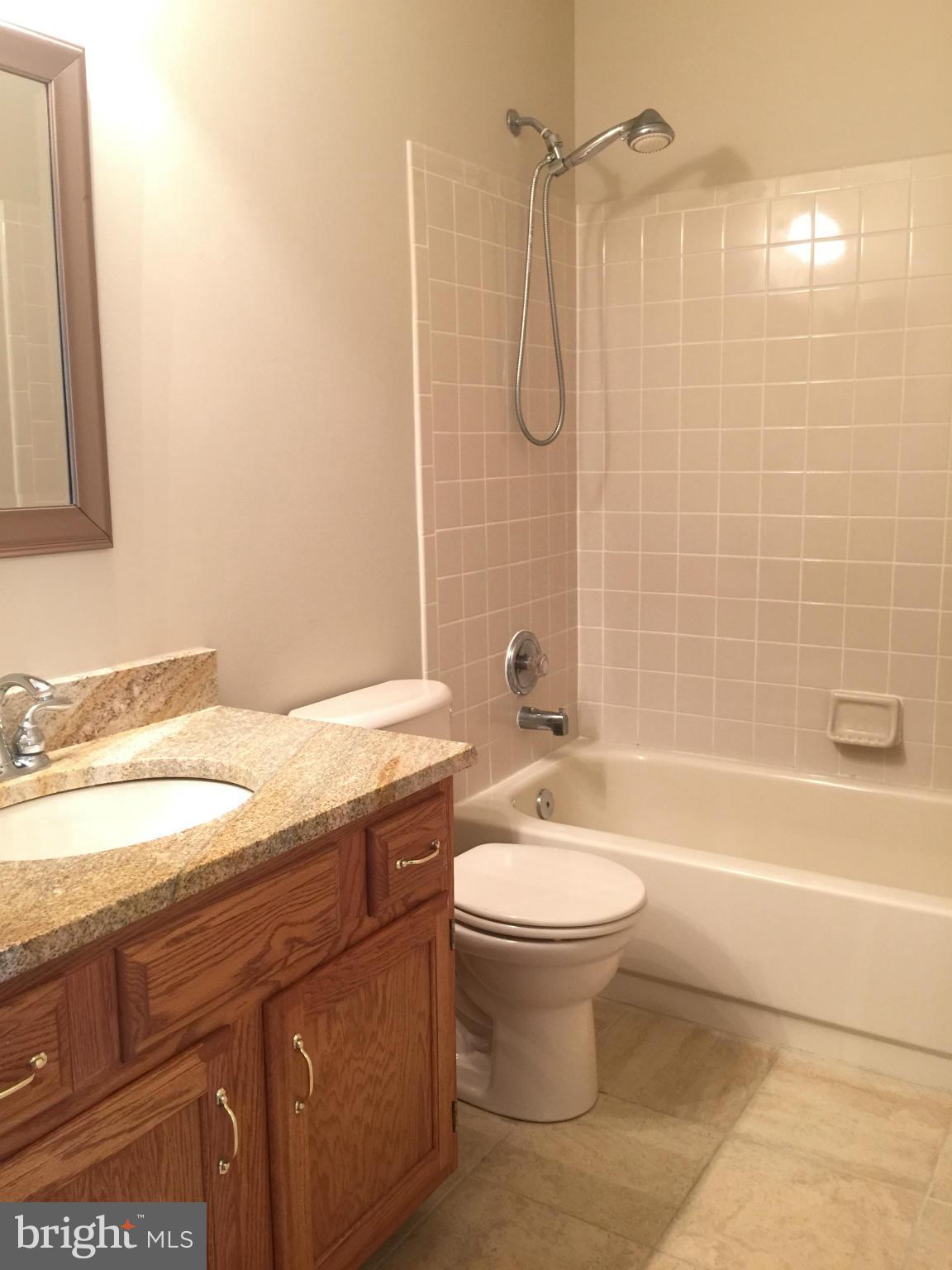 45 Ridge Pointe Lane Fredericksburg, VA 22405 - Photo 15 of 20 Bath