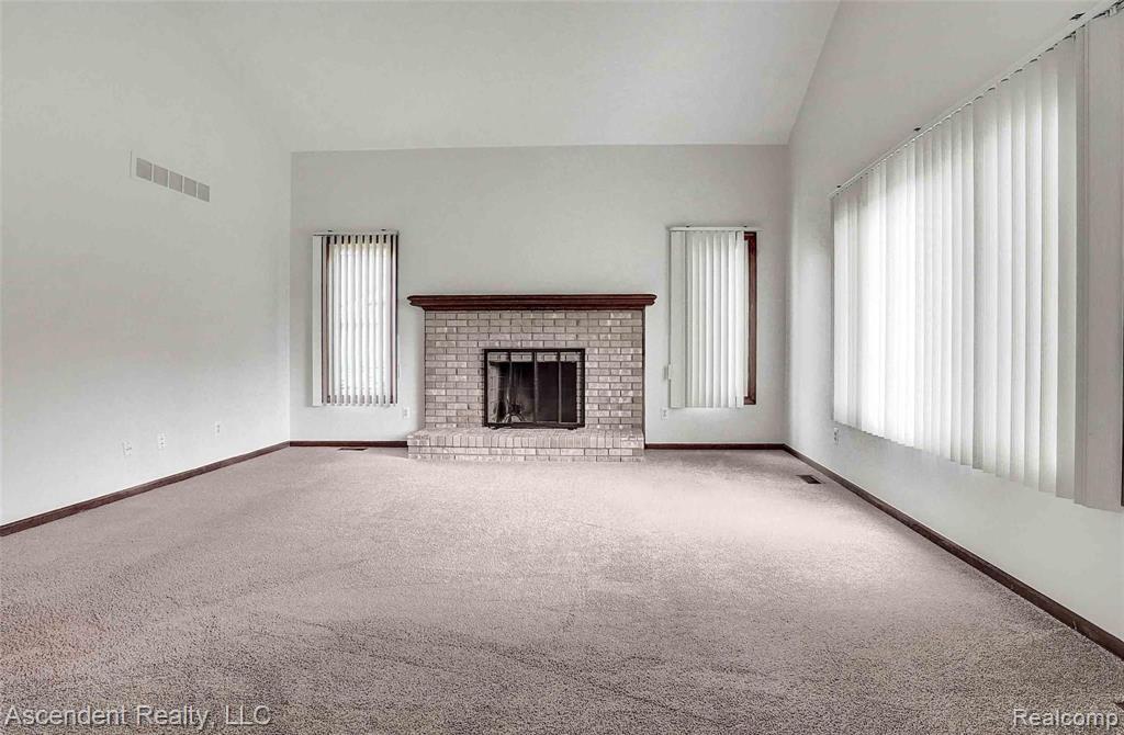 435 Parkland Drive Rochester, MI 48307 - Photo 7 of 32