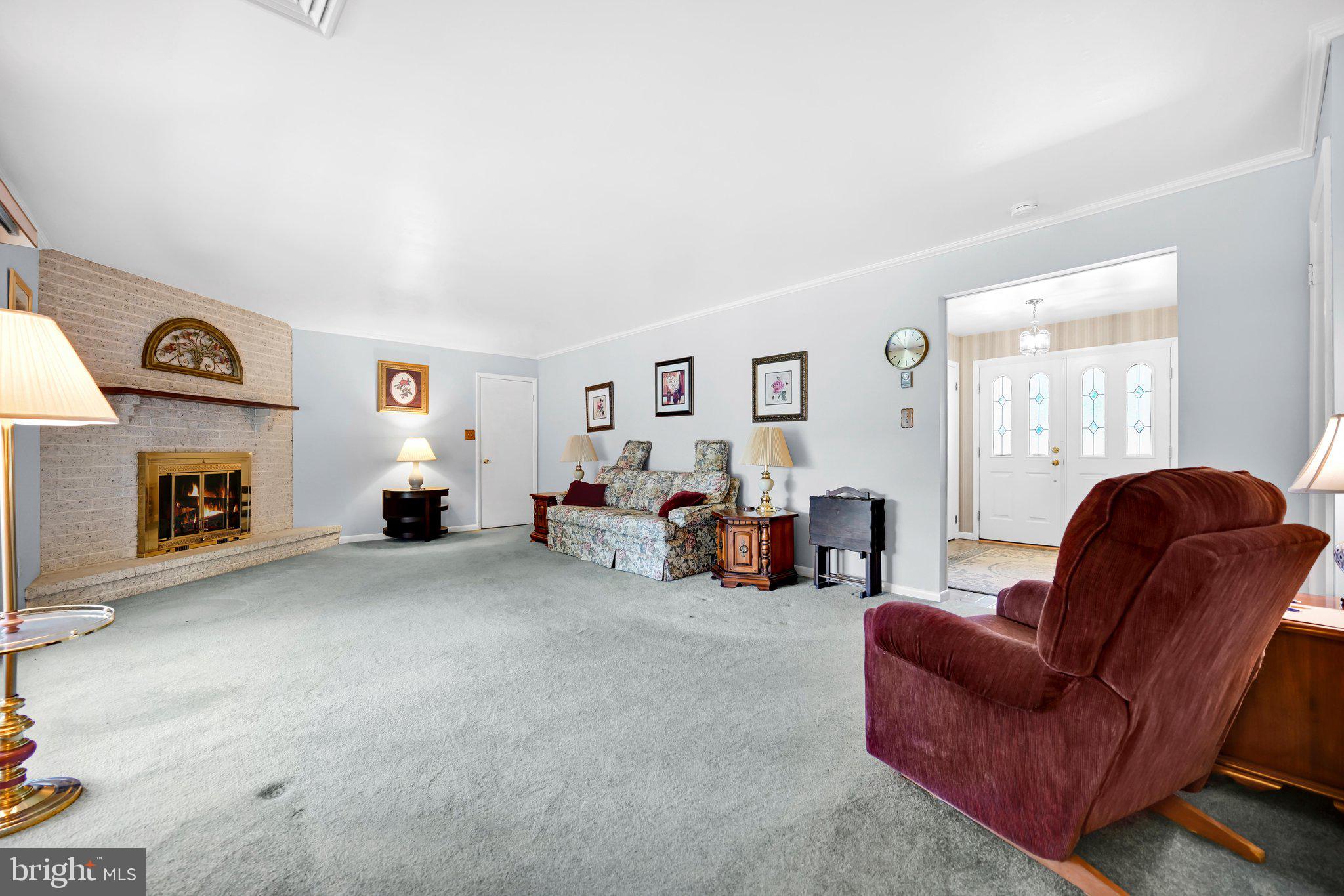 275 Ridge Road Orwigsburg, PA 17961 - Photo 11 of 42 Living Area