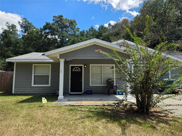 $2,600 | 1207 Southwest 255th Street, Newberry, FL 32669