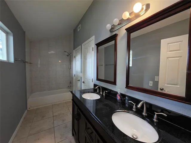 $2,600 | 1207 Southwest 255th Street, Newberry, FL 32669