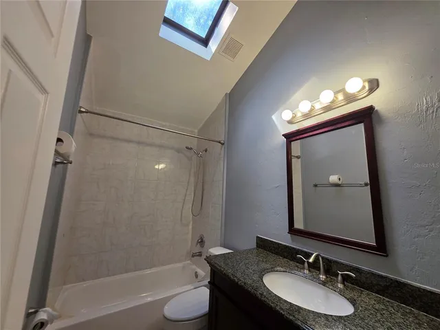 $2,600 | 1207 Southwest 255th Street, Newberry, FL 32669