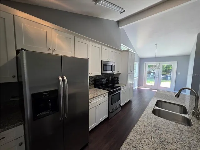 $2,600 | 1207 Southwest 255th Street, Newberry, FL 32669