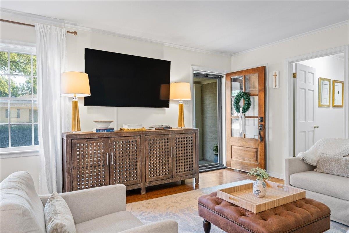 5170 Sequoia Road Memphis, TN 38117 - Photo 6 of 33