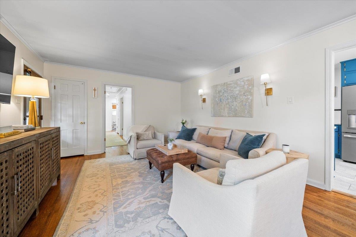 5170 Sequoia Road Memphis, TN 38117 - Photo 8 of 33