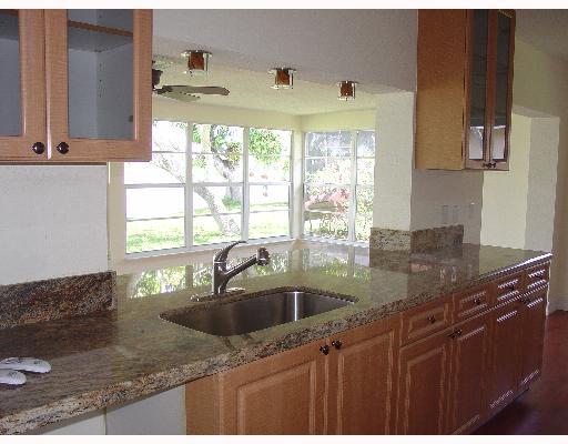899 Southwest 10th Avenue Boca Raton, FL 33486 - Photo 6 of 14 Additional Photo