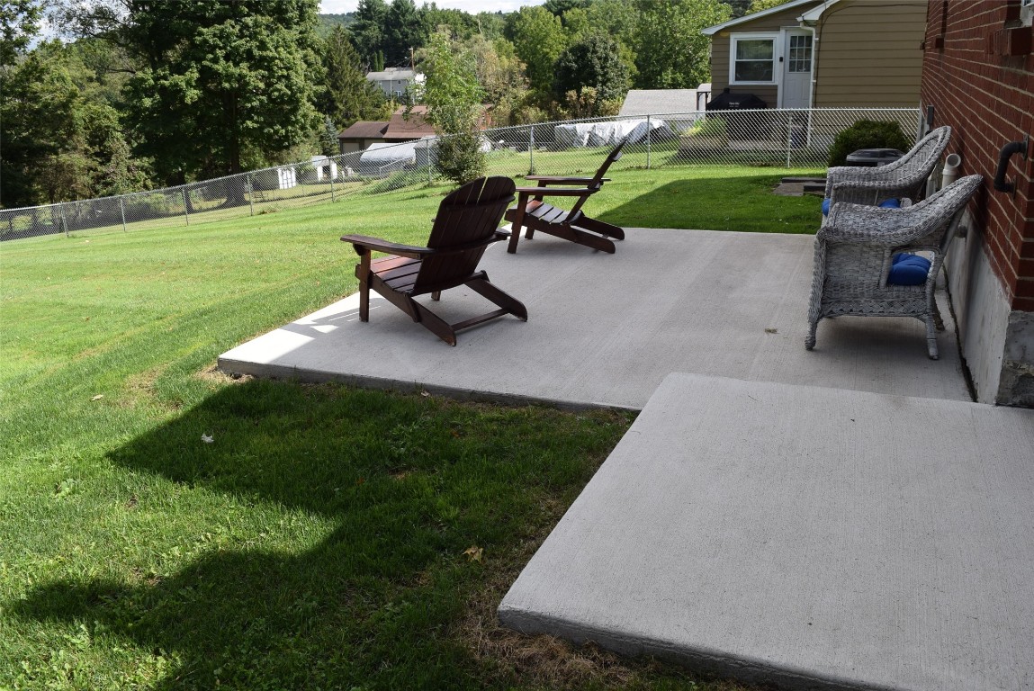 344 Jones Road Vestal, NY 13850 - Photo 6 of 48 Gallery Image 6