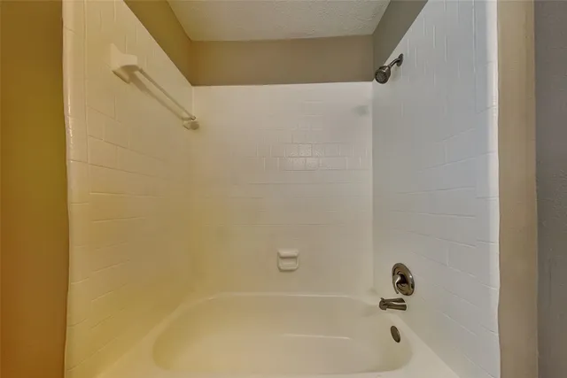 $2,290 | 14511 Cypress Falls Drive, Cypress, TX 77429