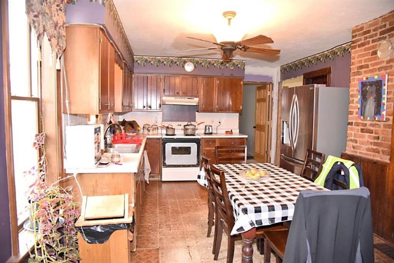 207 Mc Ewen Road Mercer, PA 16137 - Photo 10 of 23