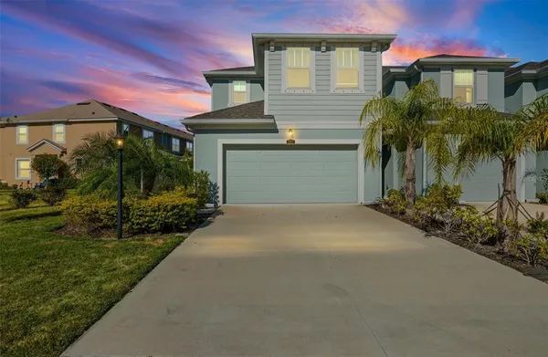 $2,450 | 11815 Sky Acres Terrace, Bradenton, FL 34211