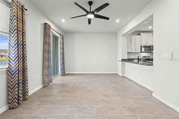 $2,450 | 11815 Sky Acres Terrace, Bradenton, FL 34211