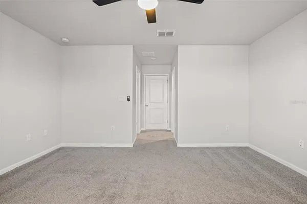 $2,450 | 11815 Sky Acres Terrace, Bradenton, FL 34211