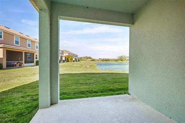 $2,450 | 11815 Sky Acres Terrace, Bradenton, FL 34211