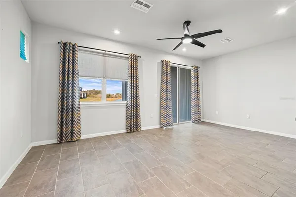 $2,450 | 11815 Sky Acres Terrace, Bradenton, FL 34211