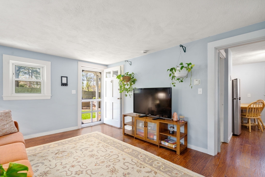 4 Maple Avenue Sudbury, MA 01776 - Photo 2 of 23