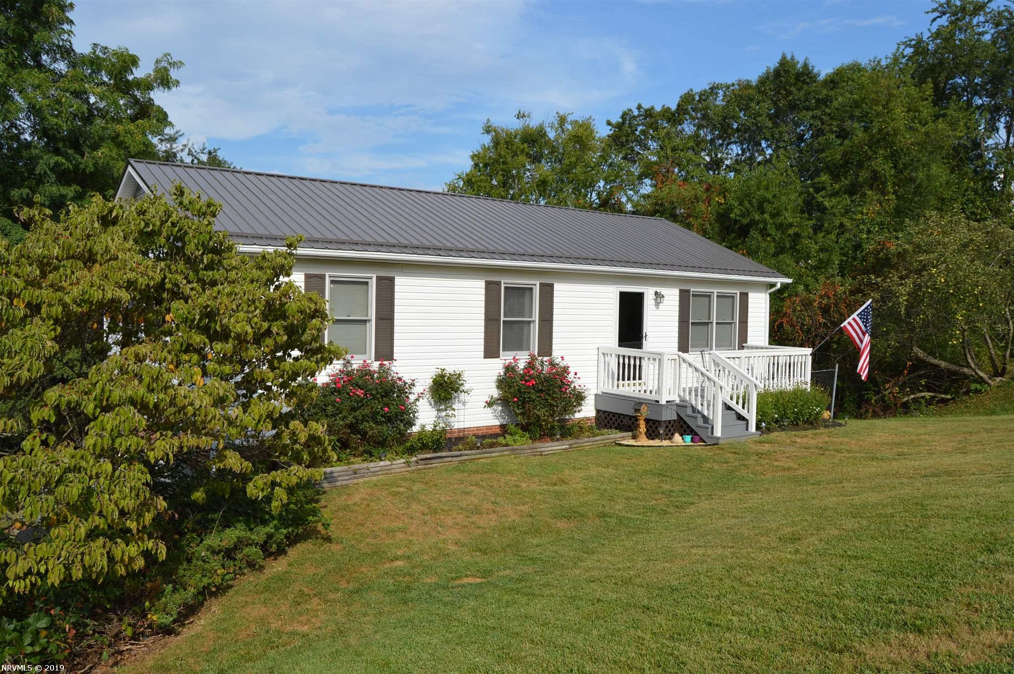 450 Reading Road Christiansburg, VA 24073 - Photo 53 of 57 Gallery Image 53