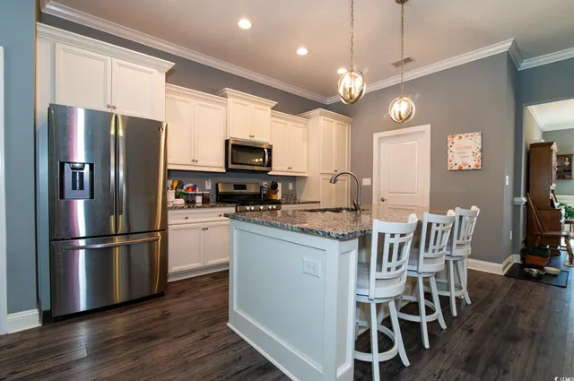 $539,900 | 104 Hagood Drive, Galivants Ferry, SC 29544