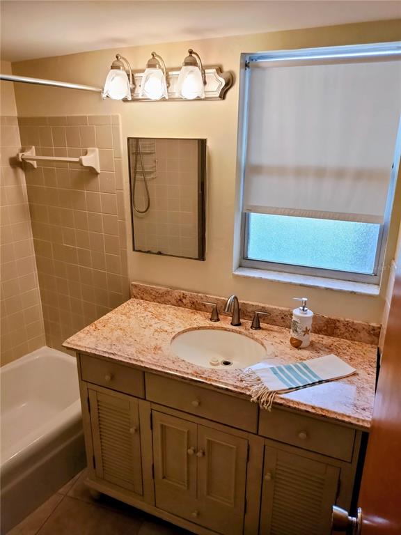 245 Center Road, Unit 109 Venice, FL 34285 - Photo 6 of 48 Gallery Image 6