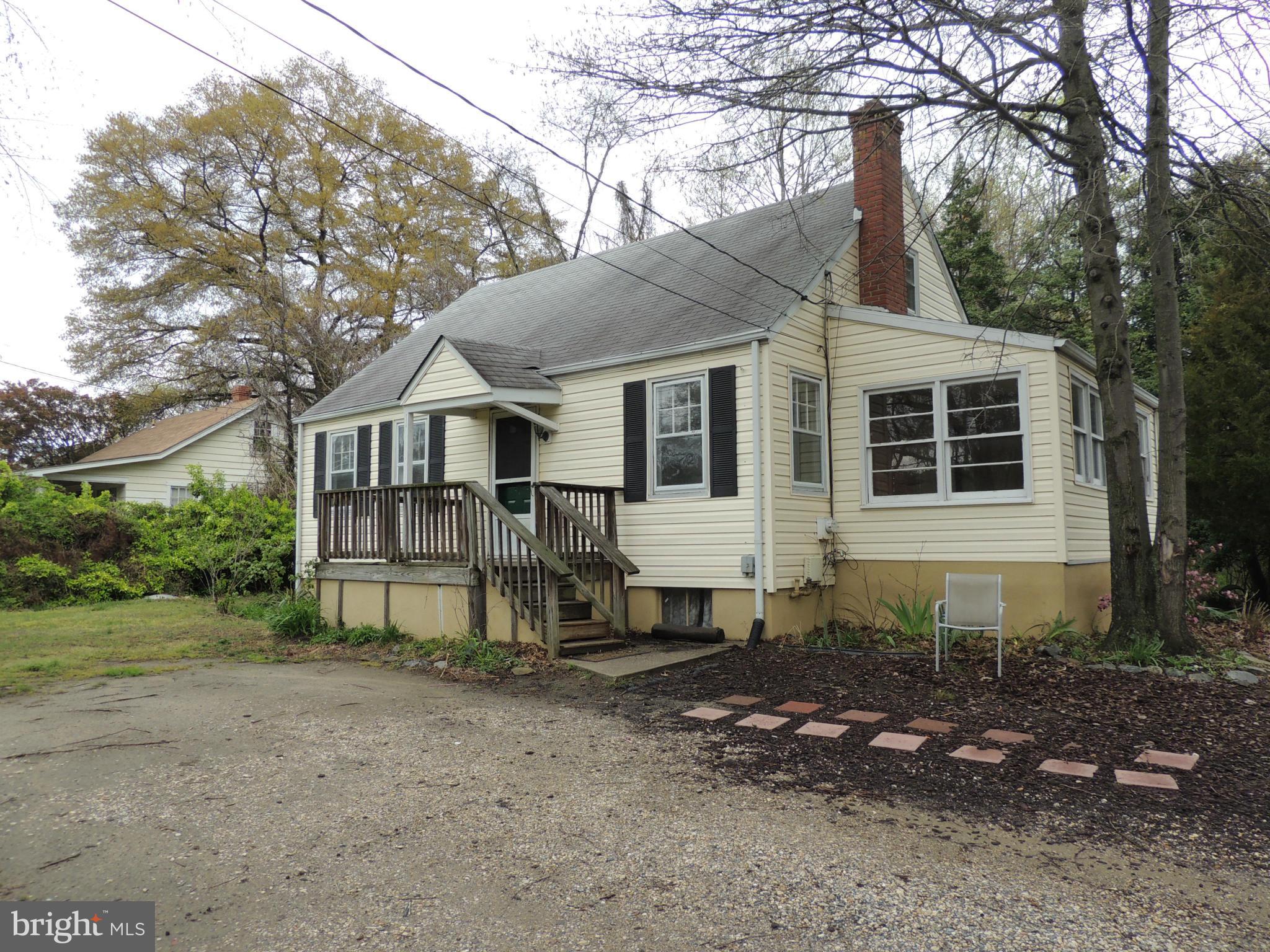 1014 Old Turkey Point Road Edgewater, MD 21037 - Photo 2 of 19 Exterior (Front)