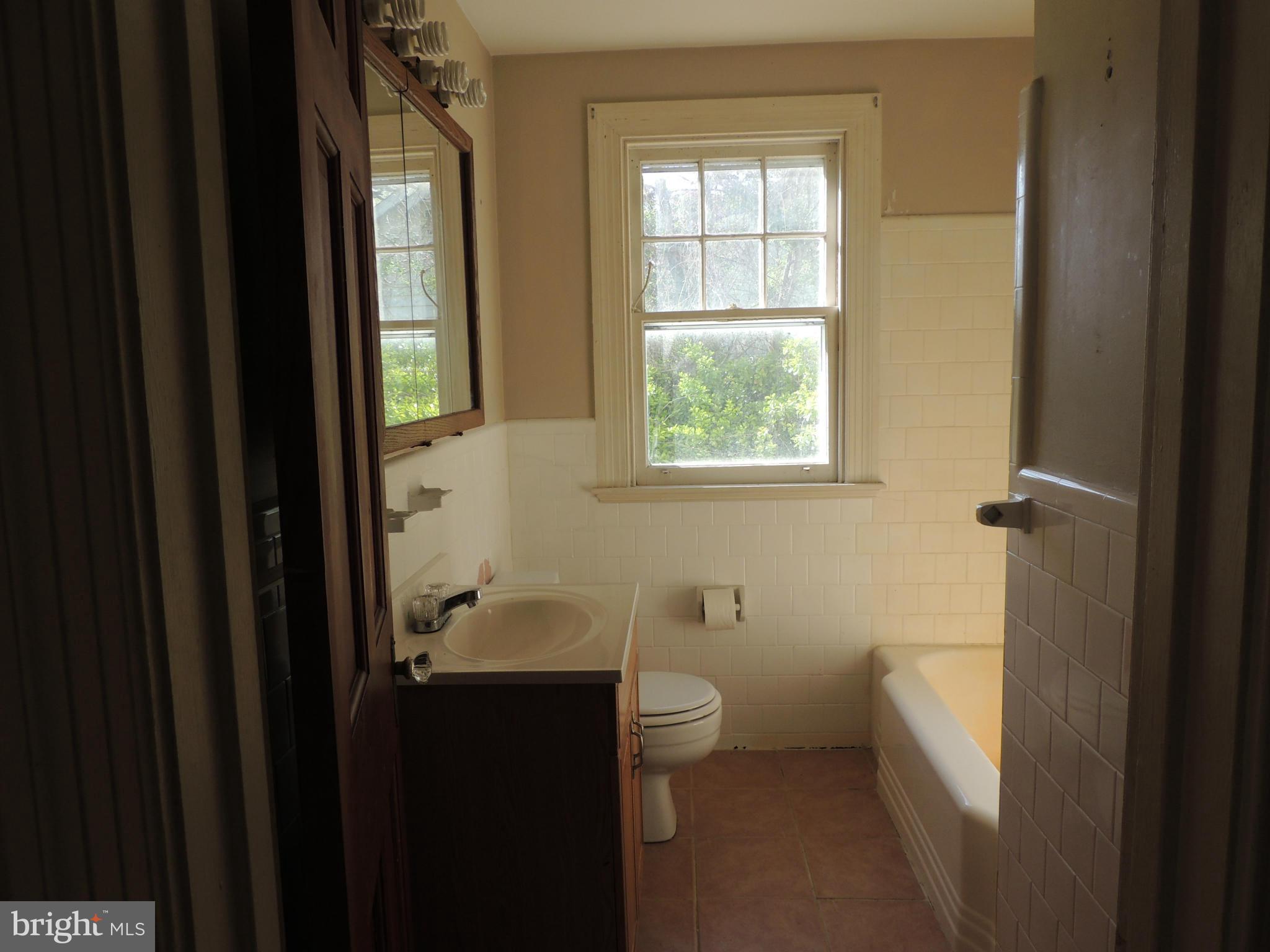 1014 Old Turkey Point Road Edgewater, MD 21037 - Photo 12 of 19 Bath