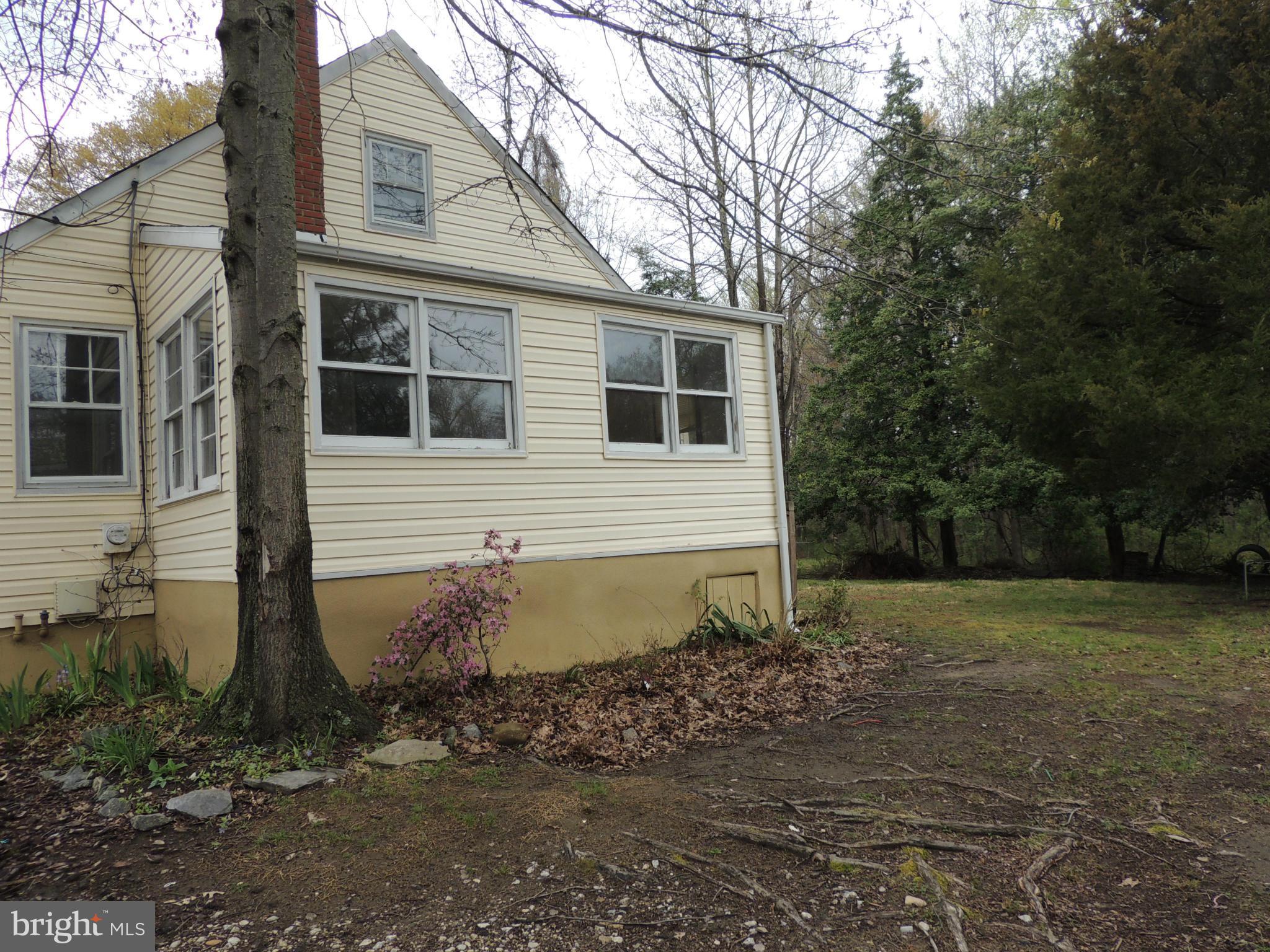 1014 Old Turkey Point Road Edgewater, MD 21037 - Photo 3 of 19 Exterior (General)