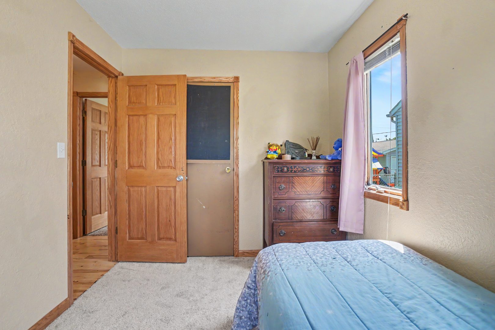 619 Middle Road Camanche, IA 52730 - Photo 13 of 30