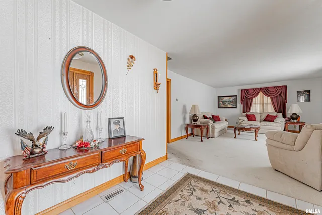 $150,000 | 76 Nolen Drive, Decatur, IL 62521