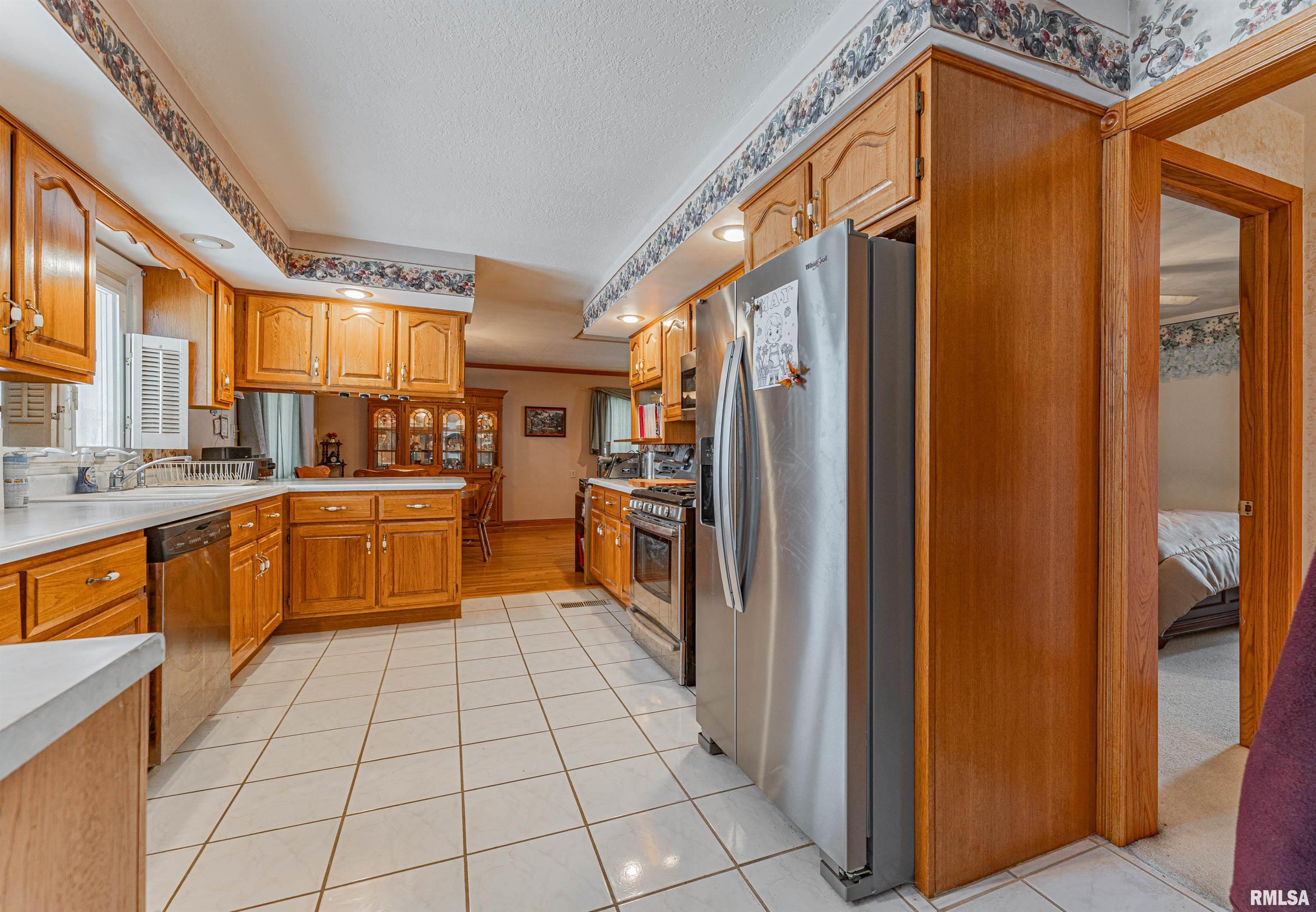 76 Nolen Drive Decatur, IL 62521 - Photo 7 of 40