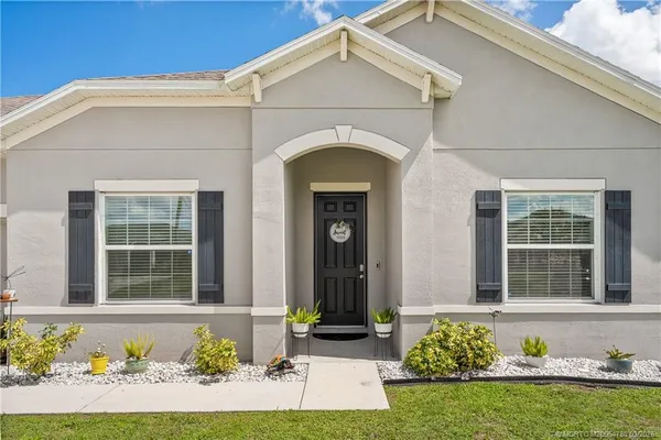 $580,000 | 3141 Southwest Letchworth Street, Port St. Lucie, FL 34953