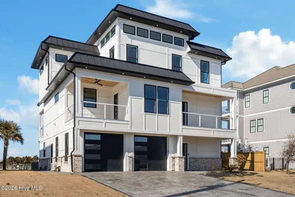 $2,199,900 | 208 Radio Island Road, Morehead City, NC 28516