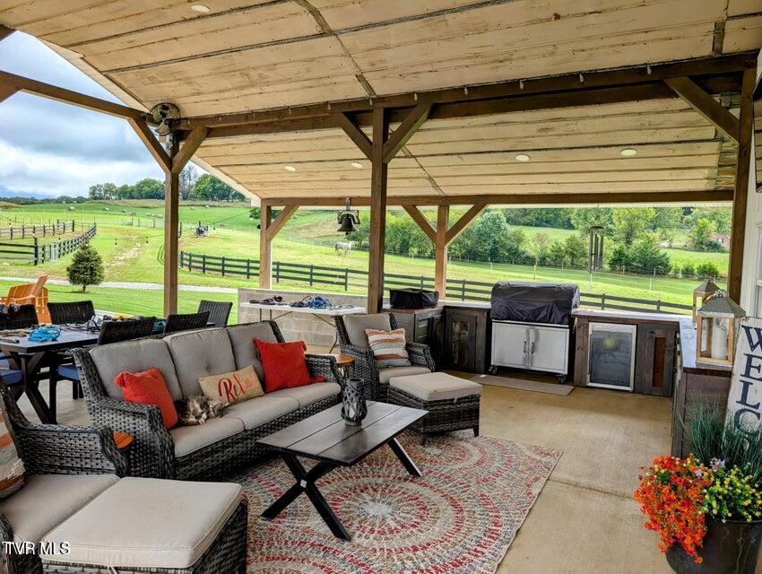 780 Bright Hope Road Greeneville, TN 37743 - Photo 3 of 74 20251006121355674752000000-o