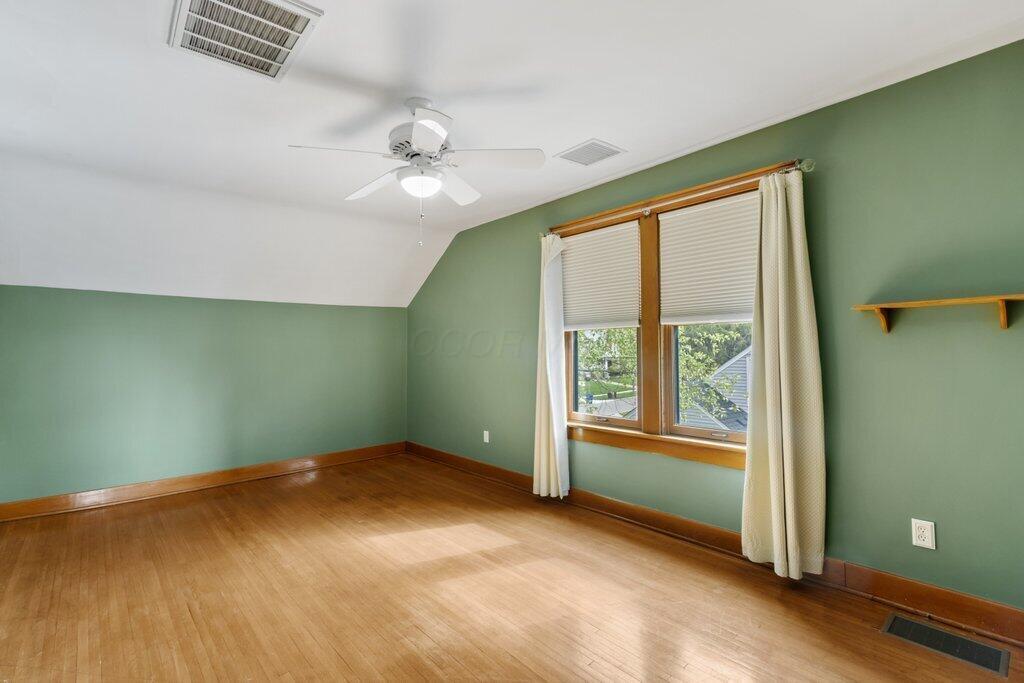 235 Acton Road Columbus, OH 43214 - Photo 36 of 50 second Floor Bedroom 4