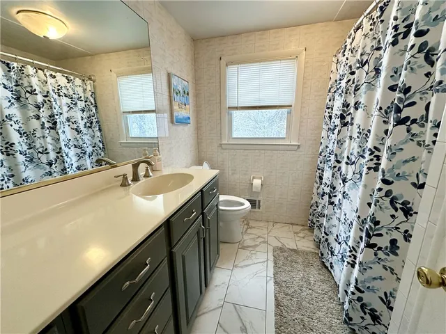 $469,000 | 134 Blue Hill Drive, Warwick, RI 02886