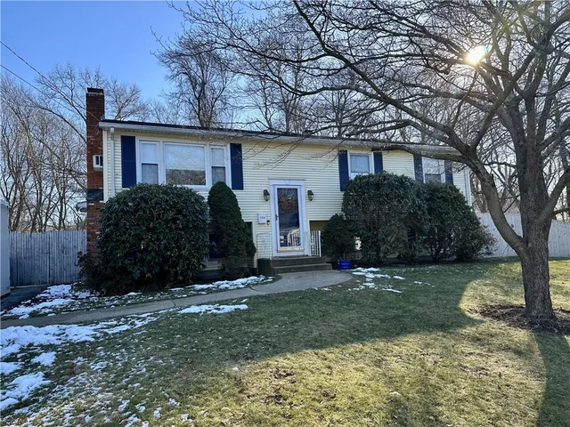 $469,000 | 134 Blue Hill Drive, Warwick, RI 02886