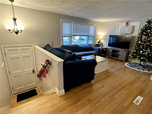 $469,000 | 134 Blue Hill Drive, Warwick, RI 02886