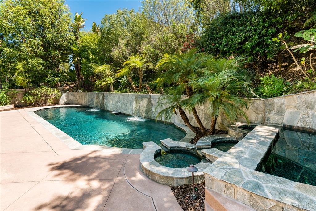 5475 Valerio Trail San Diego, CA 92130 - Photo 20 of 25