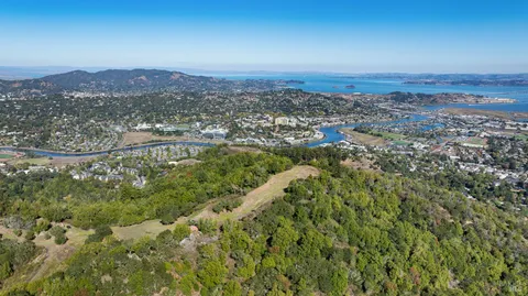 $19,000,000 | 128 Ridgecrest Road, Kentfield, CA 94904