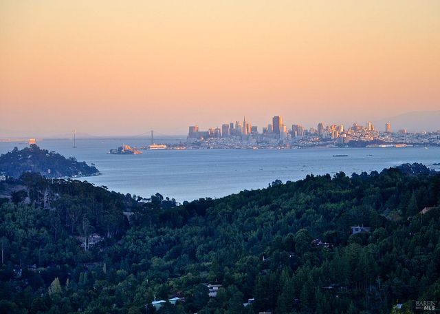 $19,000,000 | 128 Ridgecrest Road, Kentfield, CA 94904