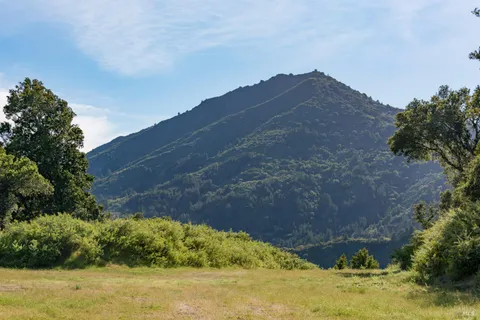 $19,000,000 | 128 Ridgecrest Road, Kentfield, CA 94904