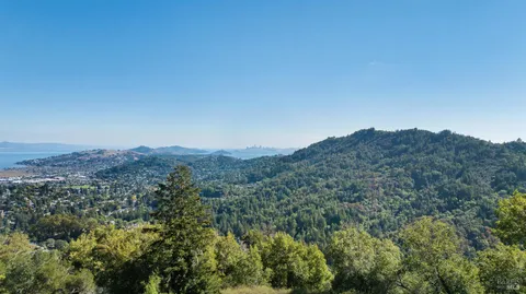 $19,000,000 | 128 Ridgecrest Road, Kentfield, CA 94904