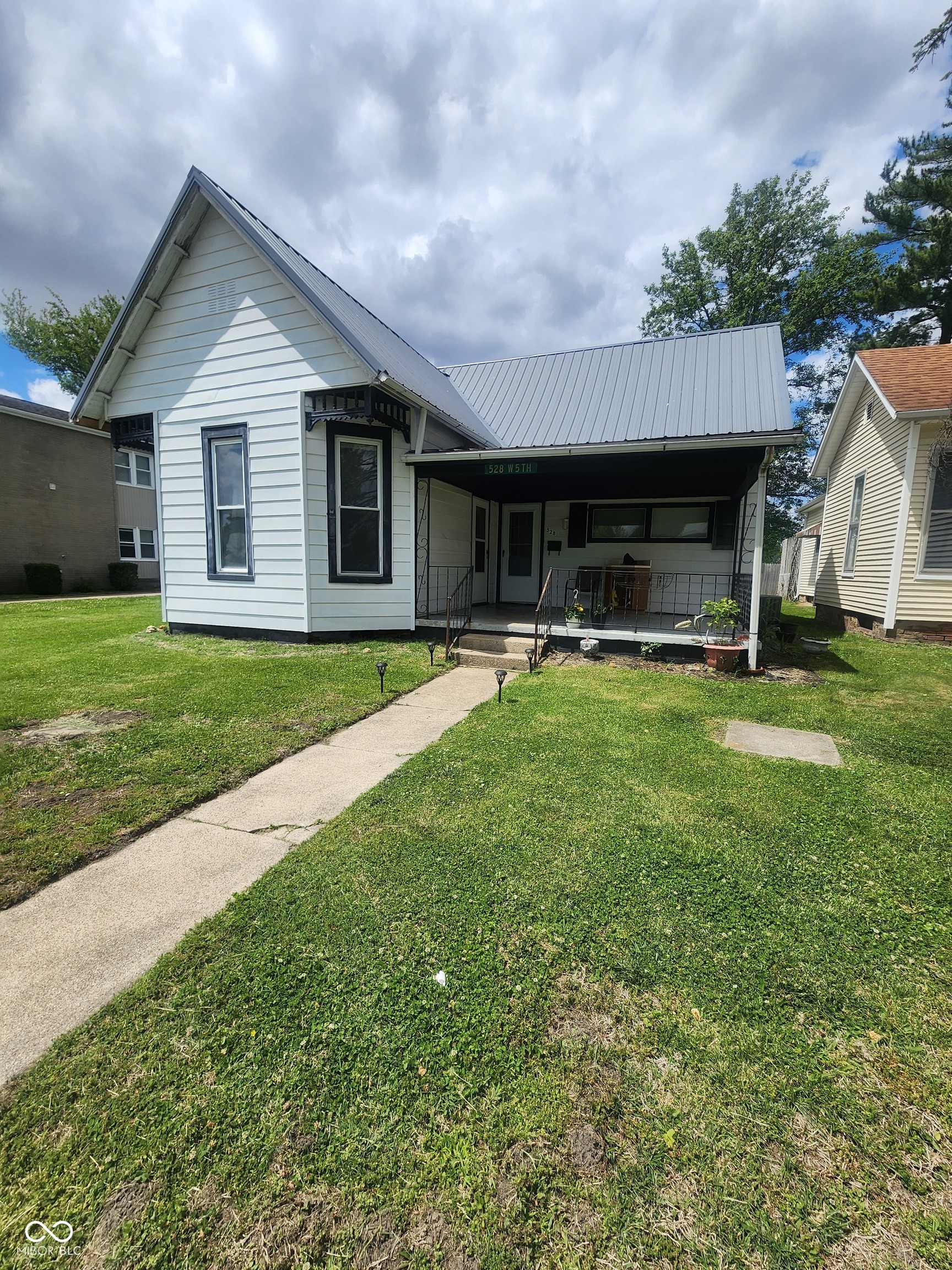 528 West 5th Street Seymour, IN 47274 - Photo 3 of 22