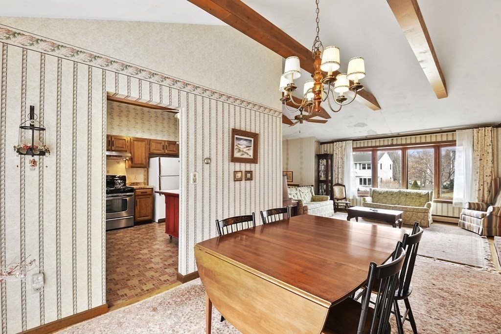 14 Lexington Road Shrewsbury, MA 01545 - Photo 10 of 31 Gallery Image 10