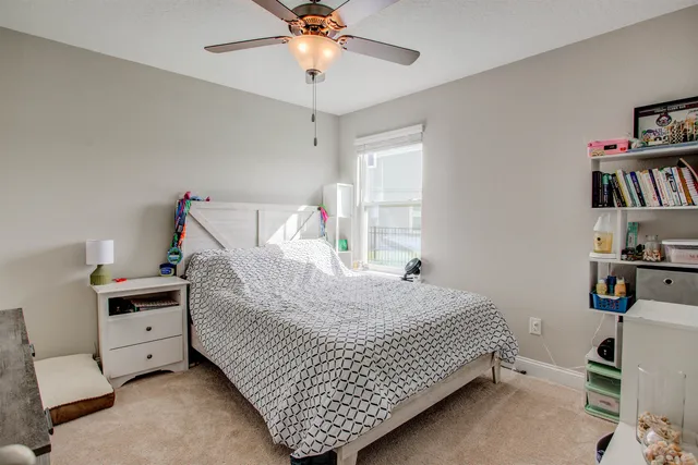 a view of an outdoor space