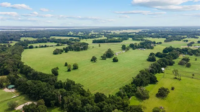 $2,499,000 | 17176 North US Highway 441, Reddick, FL 32686