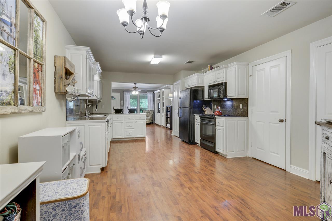 3137 Myrtle Grove Drive Baton Rouge, LA 70810 - Photo 3 of 11