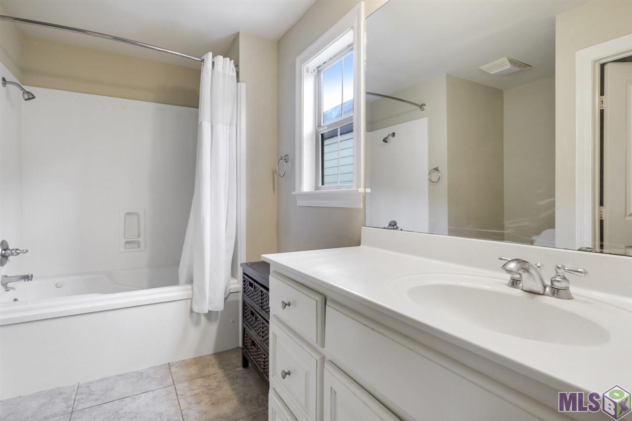 3137 Myrtle Grove Drive Baton Rouge, LA 70810 - Photo 5 of 11