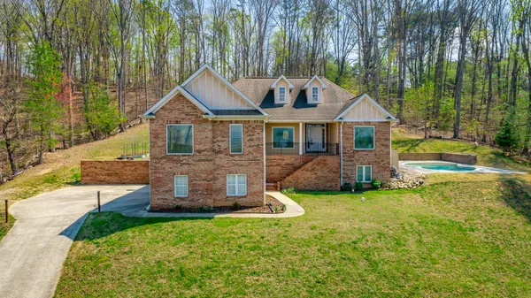 $699,000 | 9768 Caseview Drive, Harrison, TN 37341