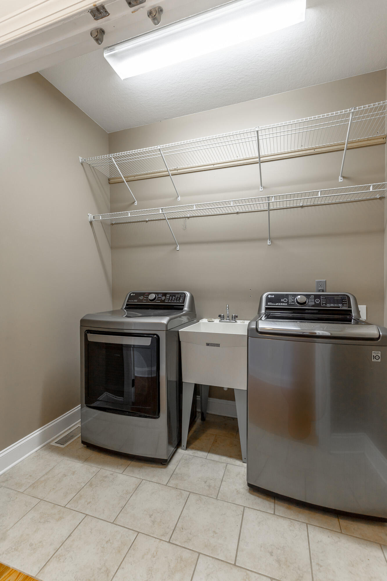 9768 Caseview Drive Harrison, TN 37341 - Photo 53 of 96 9768 Caseview Drive HD-56